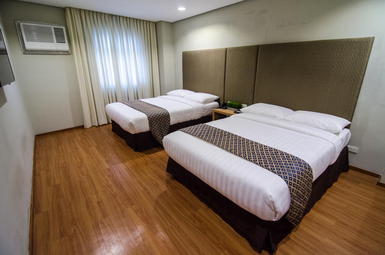 Madison Hotel Phl Iloilo City Kültér fotó
