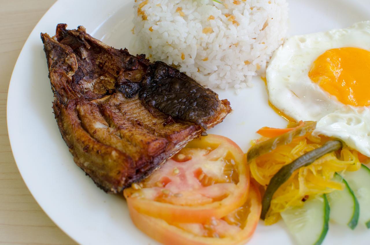Madison Hotel Phl Iloilo City Kültér fotó