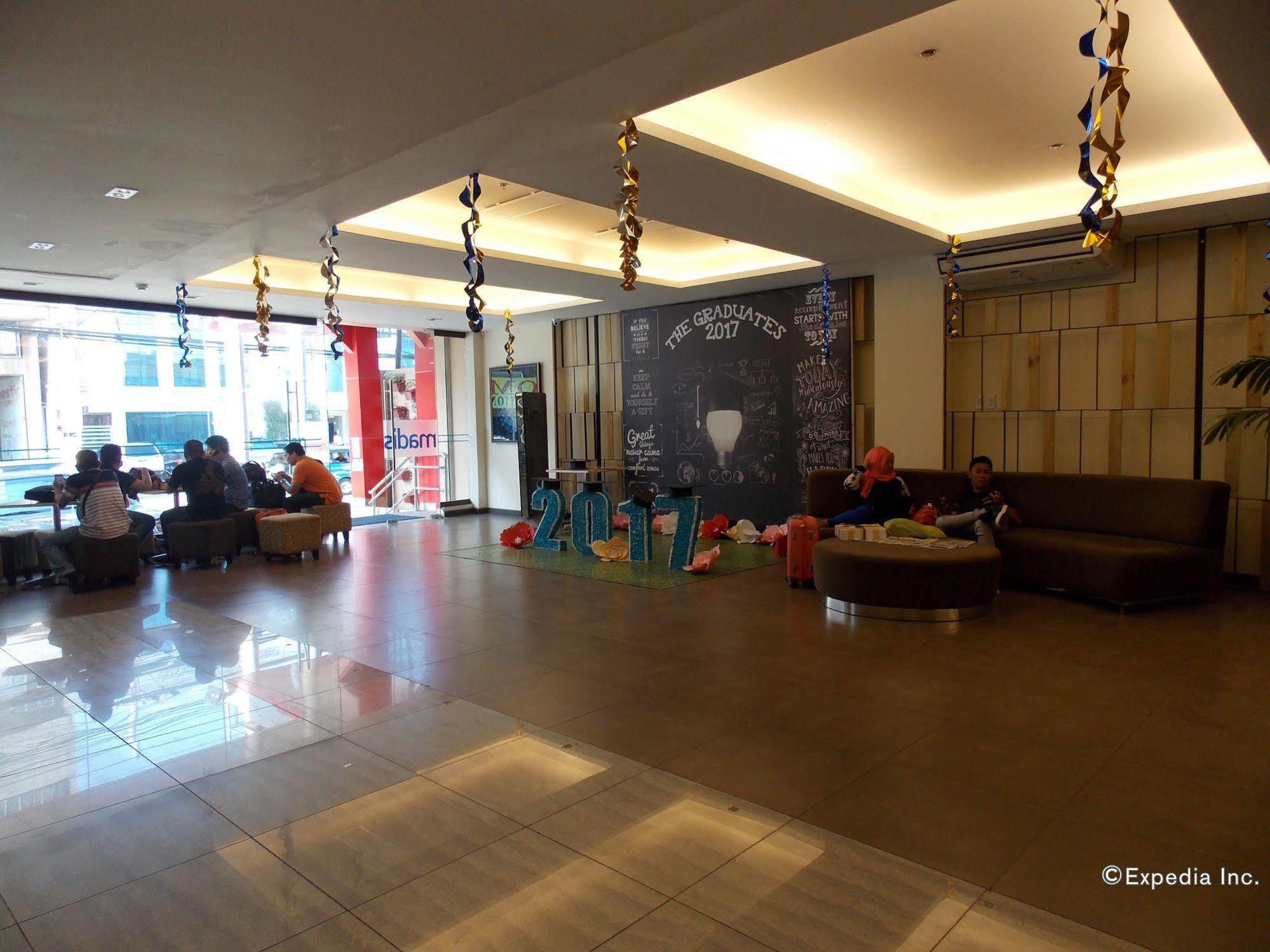 Madison Hotel Phl Iloilo City Kültér fotó